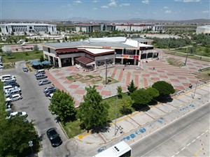 Aksaray Üniversitesi Çarşı Binası