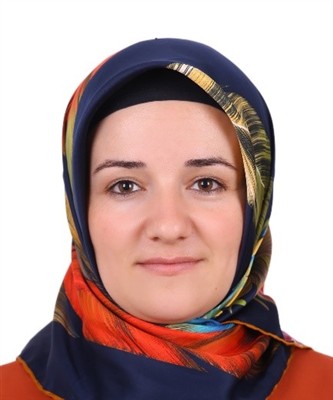 Şube Müdürü Leyla Dilekçi